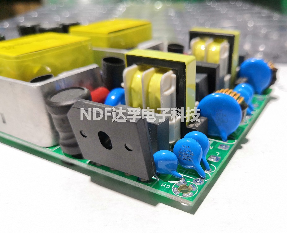 如何判斷高壓瓷片電容器的好壞？